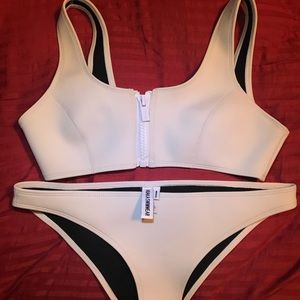 NEW white neoprene Hoaka Swimwear set